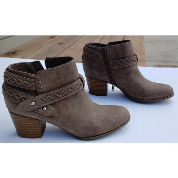 Indigo Rd. Western Boho Spring Booties Ankle Boots Brown Size 7.5 - Picture 11 of 11